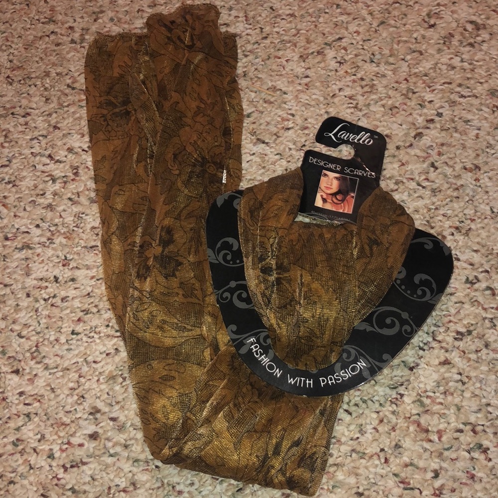 Light weight designer scarf